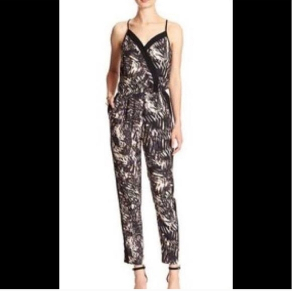 NWT Banana Republic Print Jumpsuit Size 4 - Picture 1 of 9